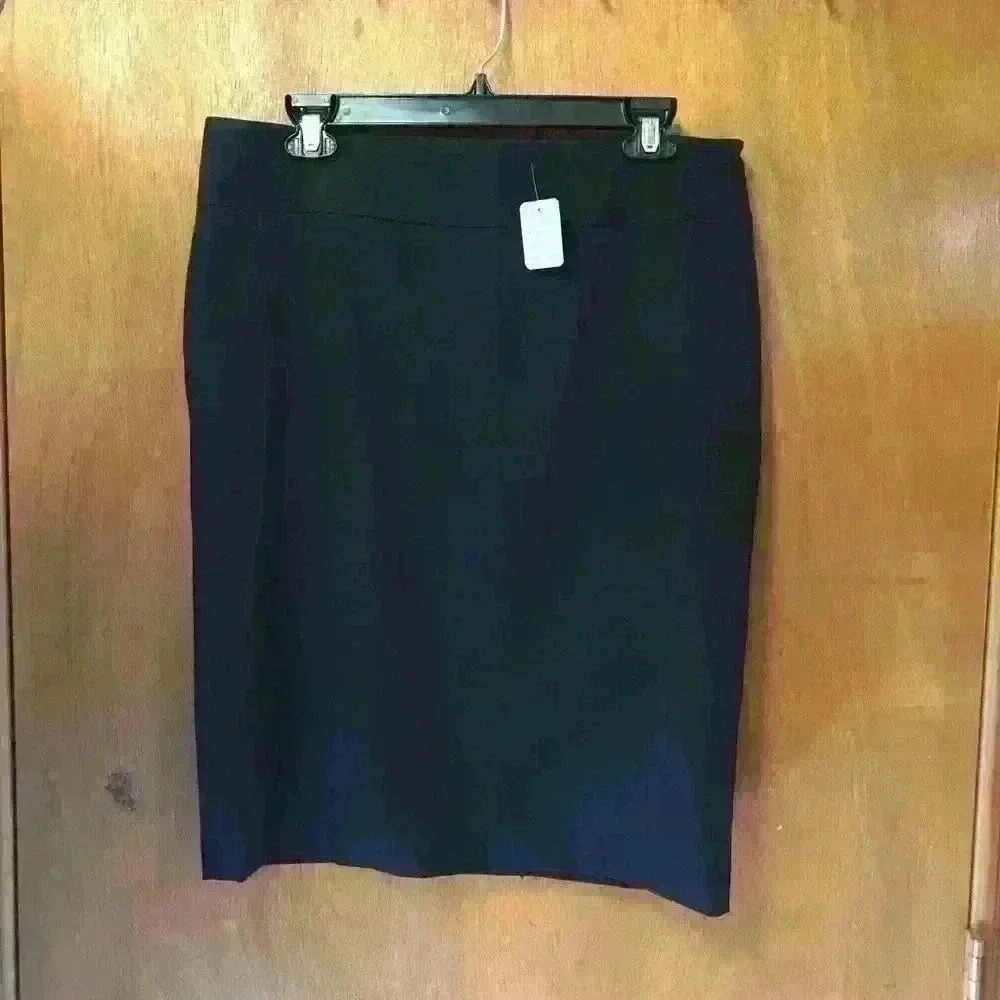 Liz‎ Claiborne size 12